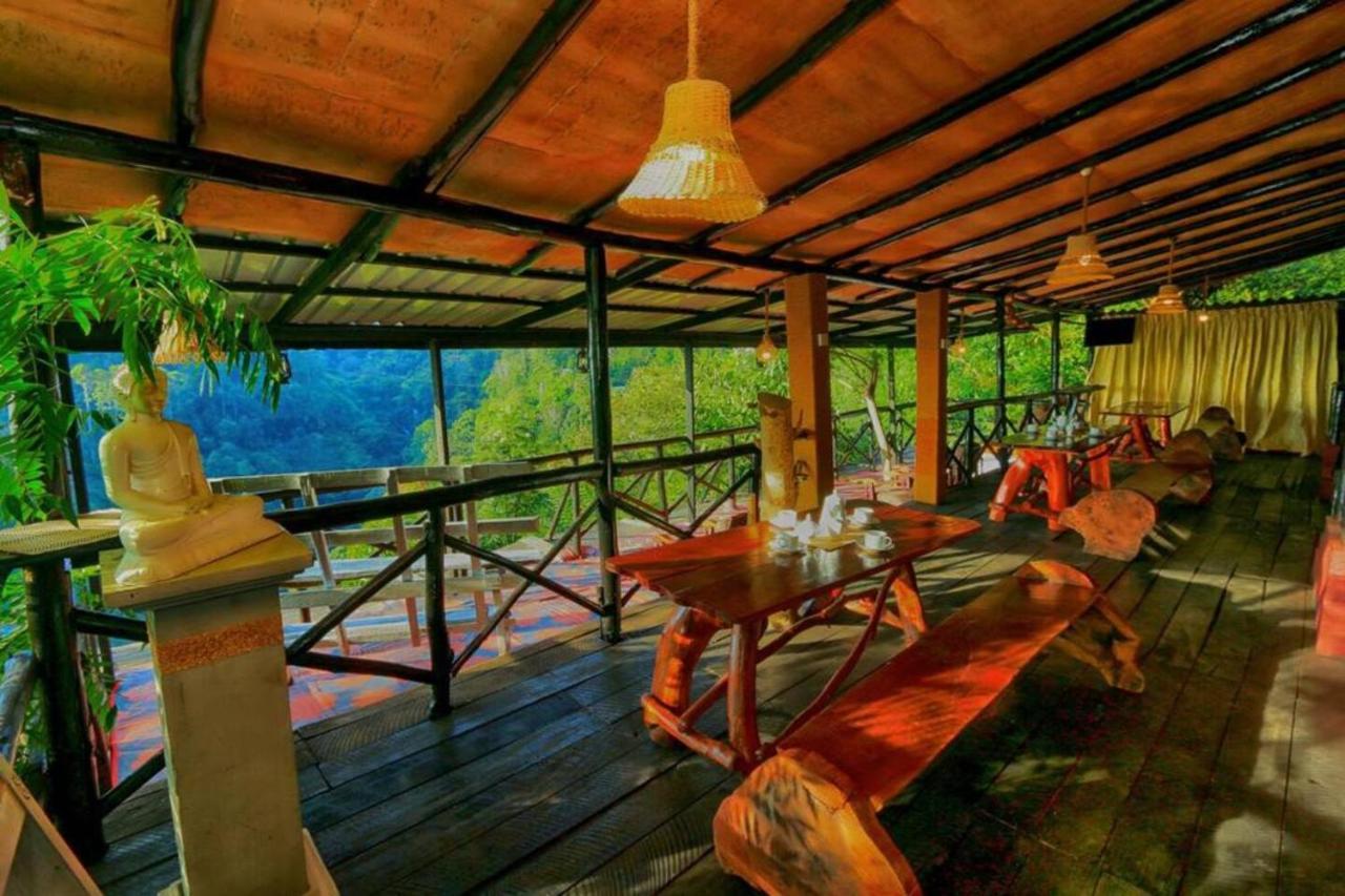 Hilltop Wood Lodge エッラ エクステリア 写真